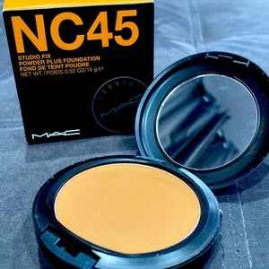 Brand New MAC Studio Fox NC45